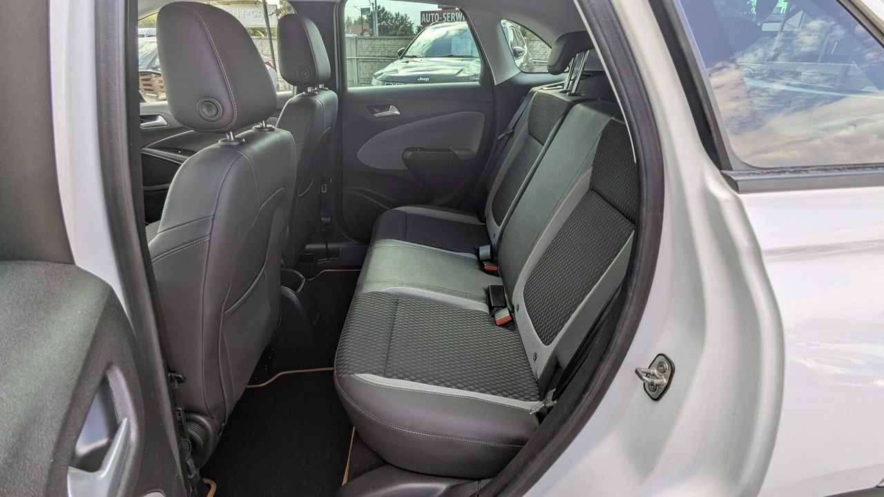 Opel Crossland X - Zdjęcie 17