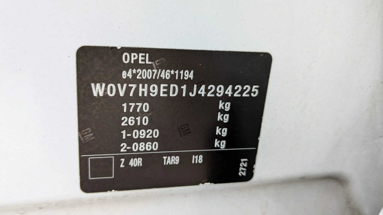 Opel Crossland X - Zdjęcie 25