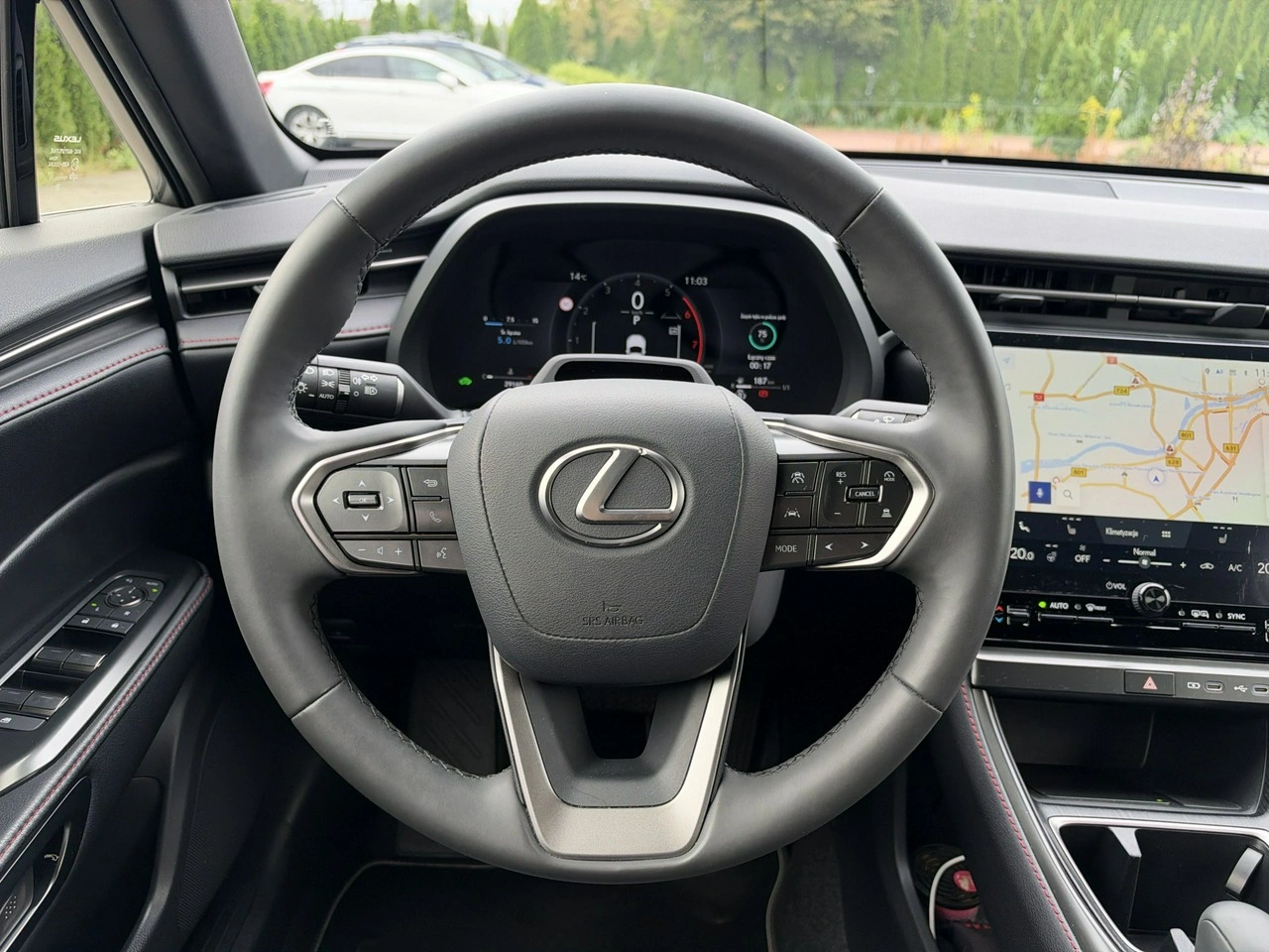 Lexus LBX - Zdjęcie 22