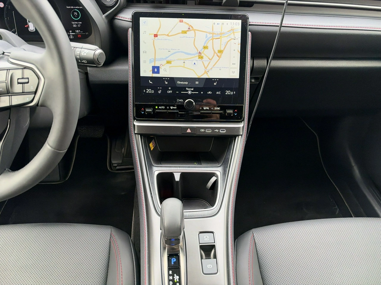 Lexus LBX - Zdjęcie 23