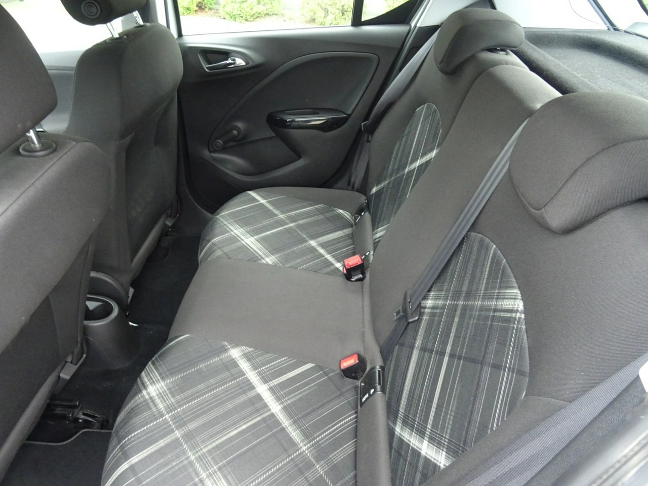 Opel Corsa - Zdjęcie 13