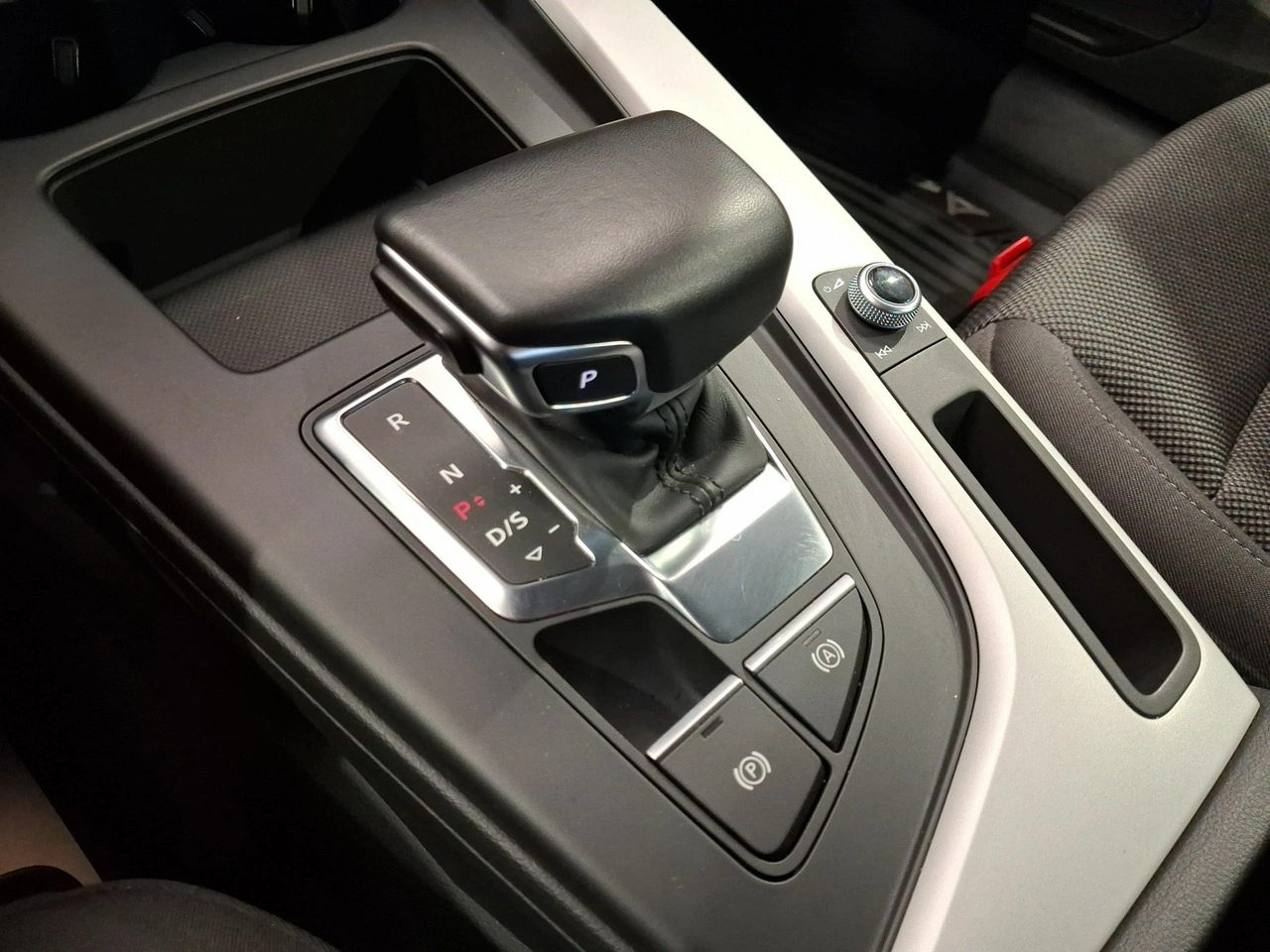 Audi A4 - Zdjęcie 28