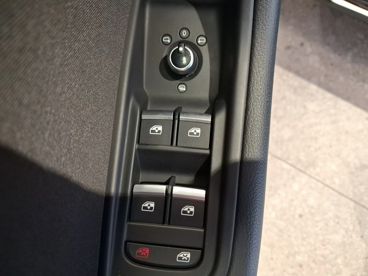 Audi A4 - Zdjęcie 33