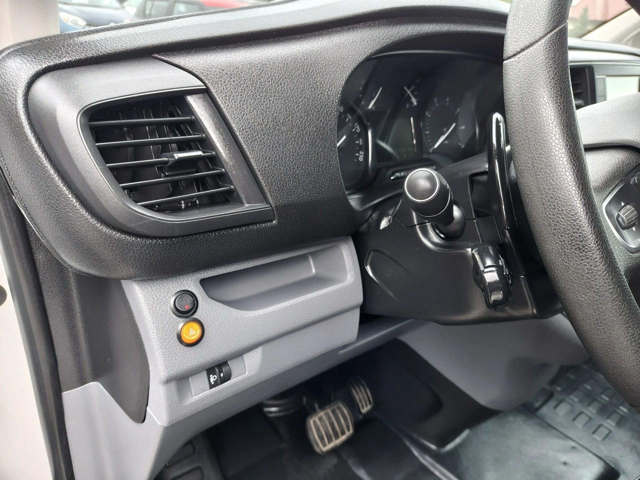 Peugeot Expert - Zdjęcie 8