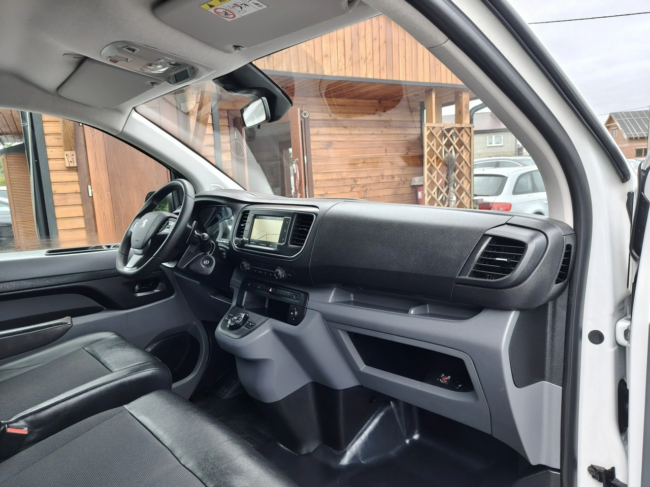 Peugeot Expert - Zdjęcie 15