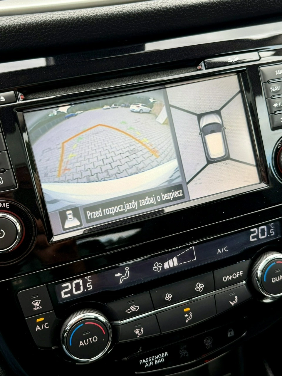 Nissan Qashqai - Zdjęcie 10