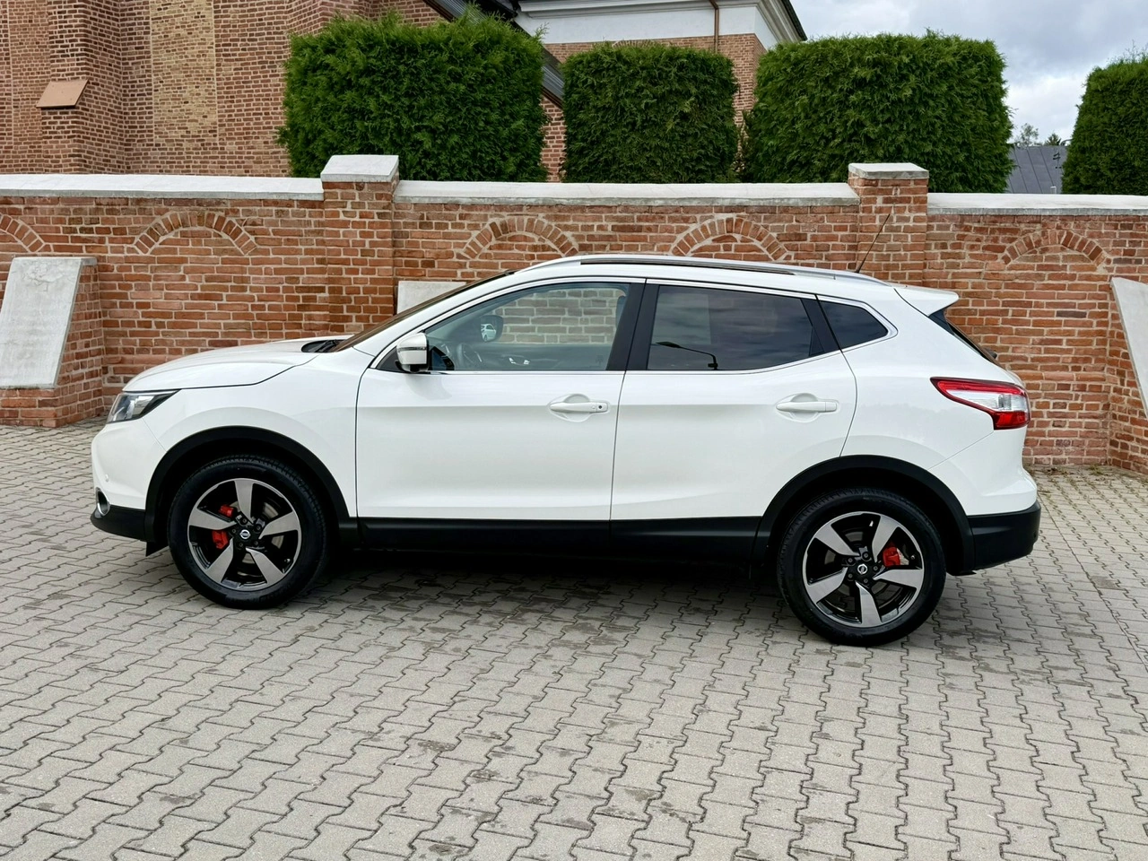 Nissan Qashqai - Zdjęcie 12
