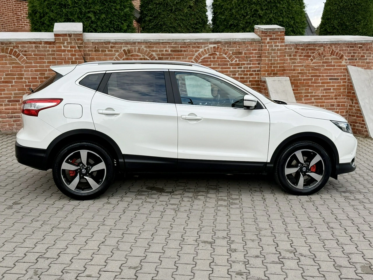 Nissan Qashqai - Zdjęcie 13