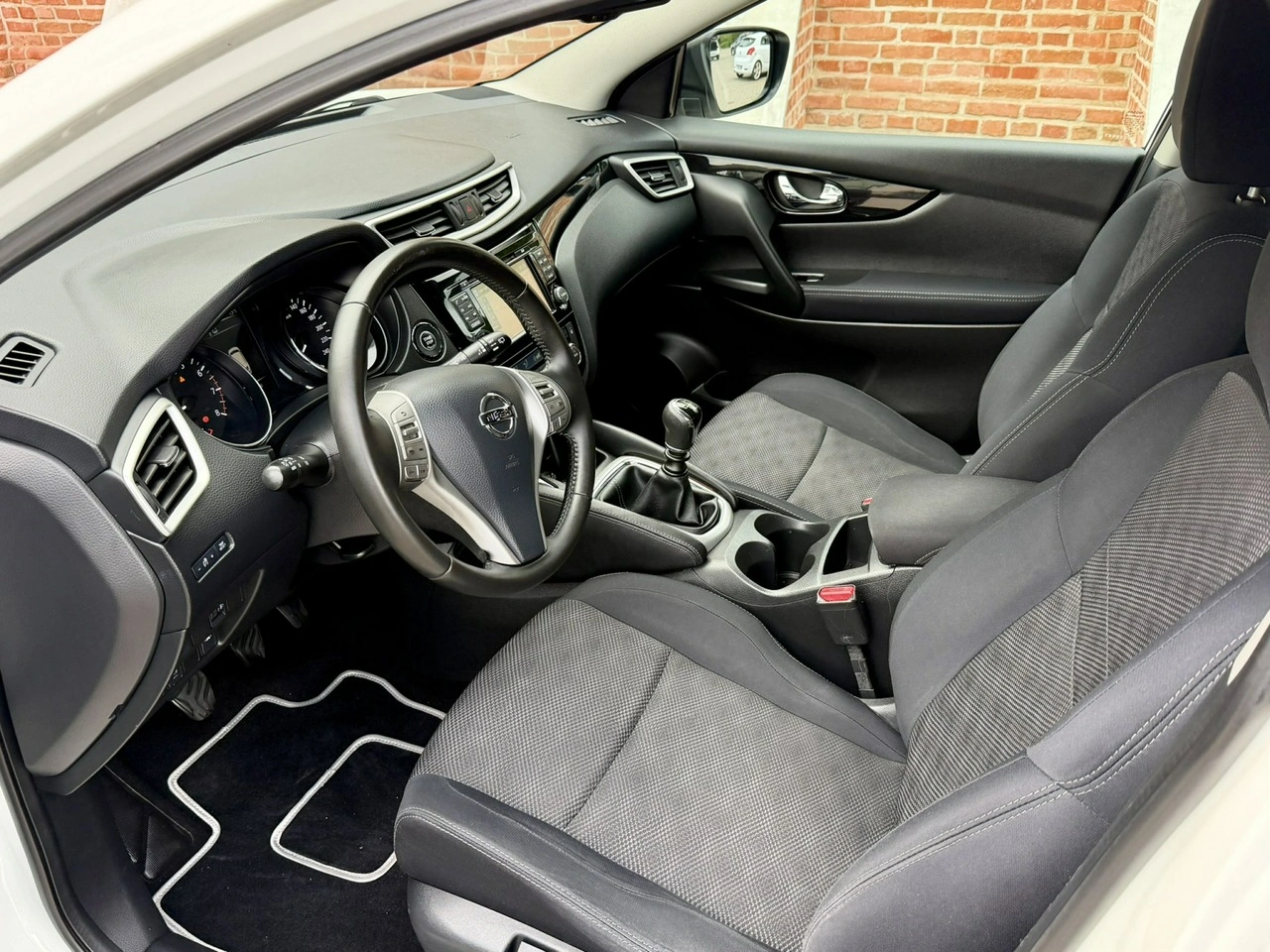 Nissan Qashqai - Zdjęcie 4
