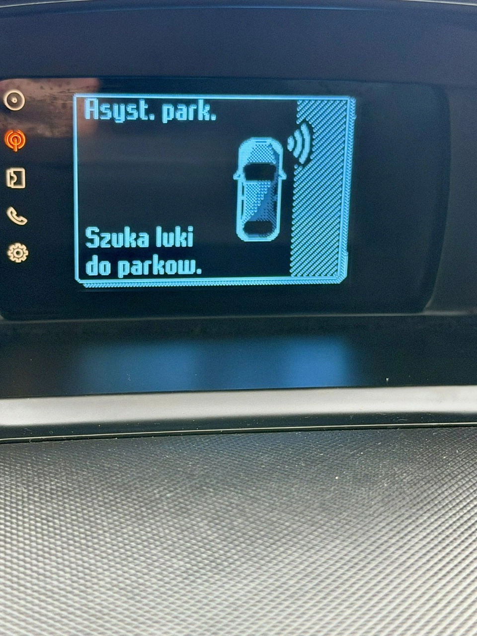 Ford Kuga - Zdjęcie 12