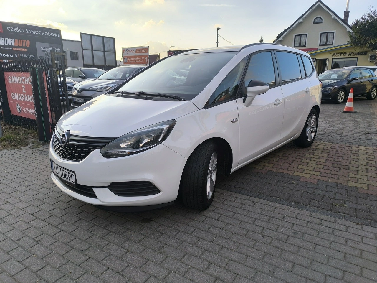 Opel Zafira - Zdjęcie 9