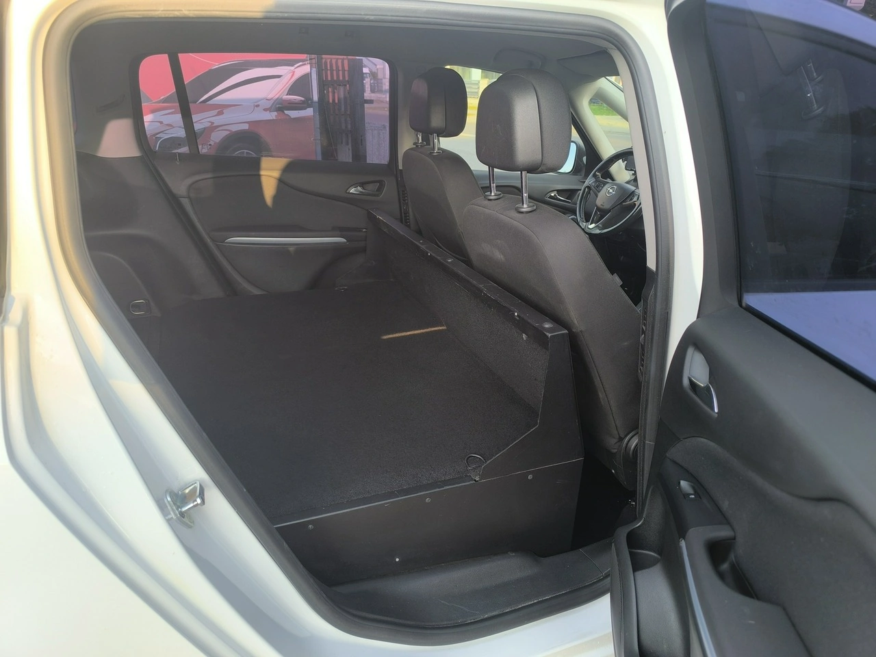 Opel Zafira - Zdjęcie 21
