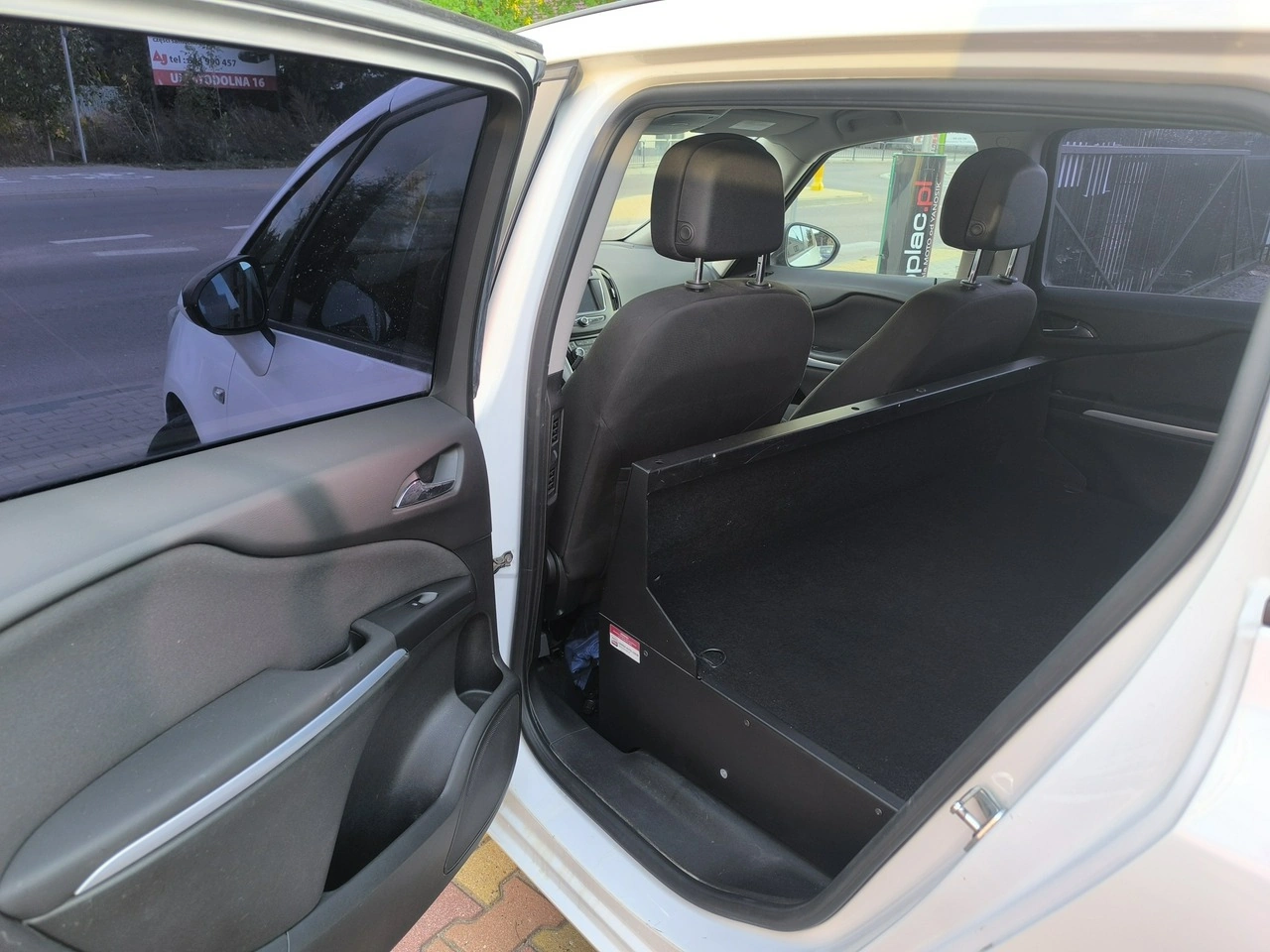 Opel Zafira - Zdjęcie 22