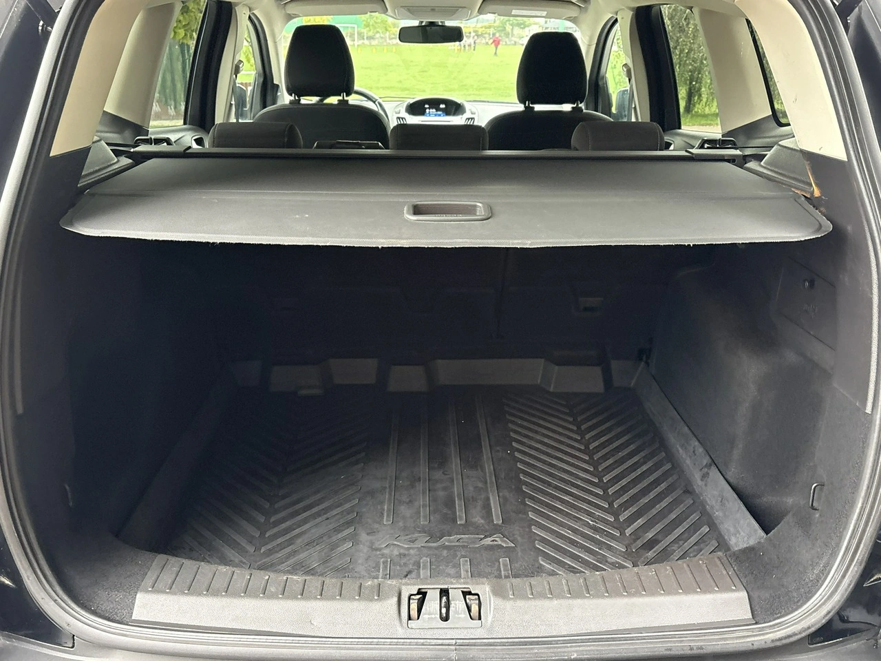 Ford Kuga - Zdjęcie 10