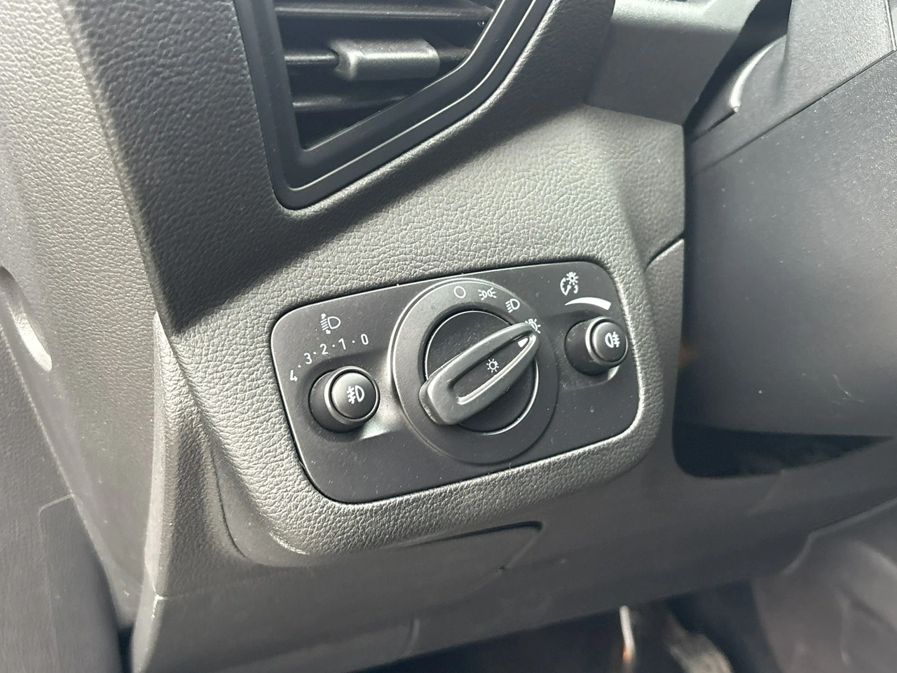 Ford Kuga - Zdjęcie 22