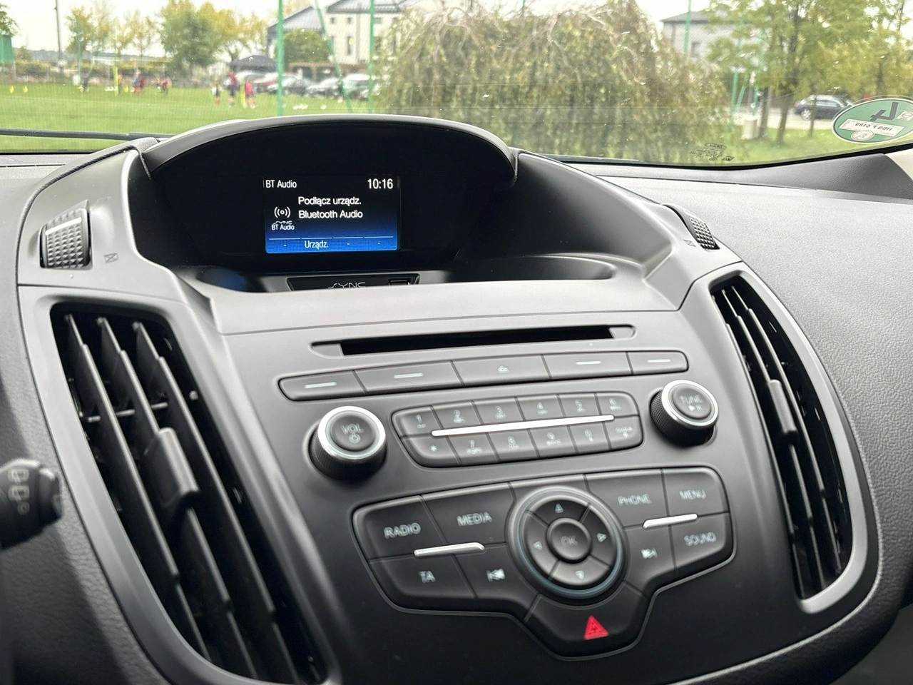 Ford Kuga - Zdjęcie 26