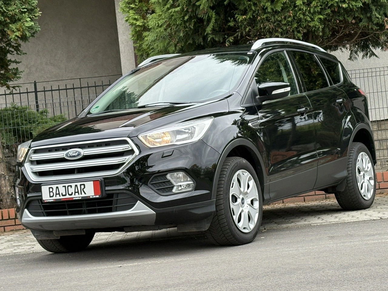 Ford Kuga - Zdjęcie 2