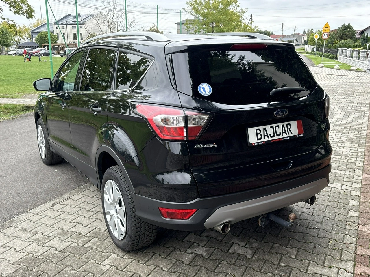 Ford Kuga - Zdjęcie 4