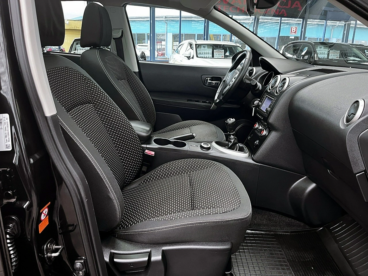 Nissan Qashqai - Zdjęcie 10