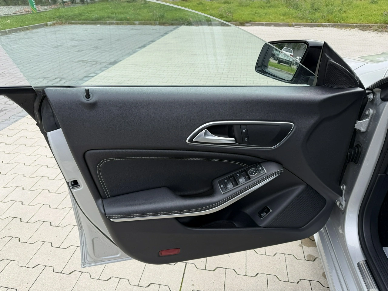 Mercedes CLA 220 - Zdjęcie 14