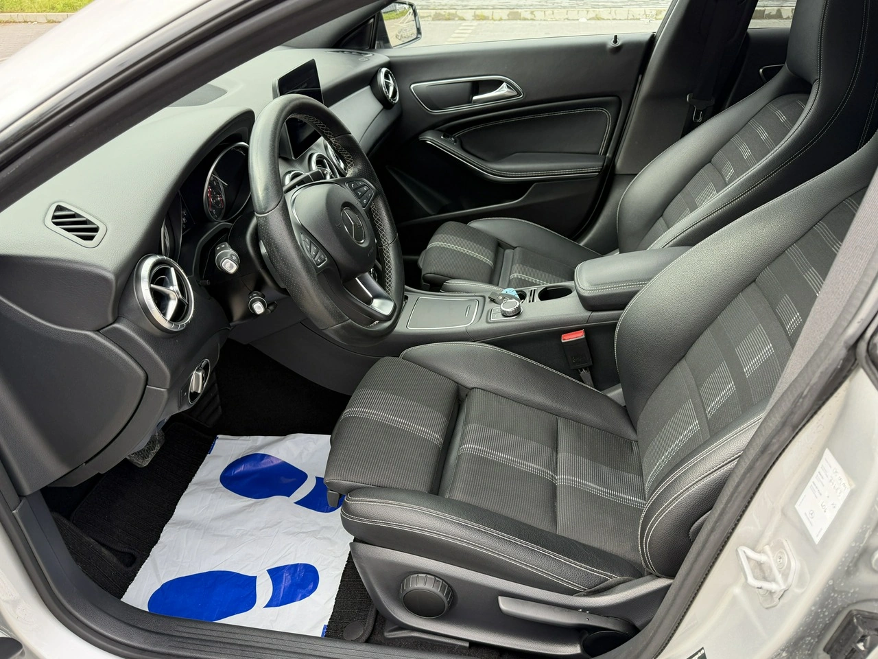 Mercedes CLA 220 - Zdjęcie 16