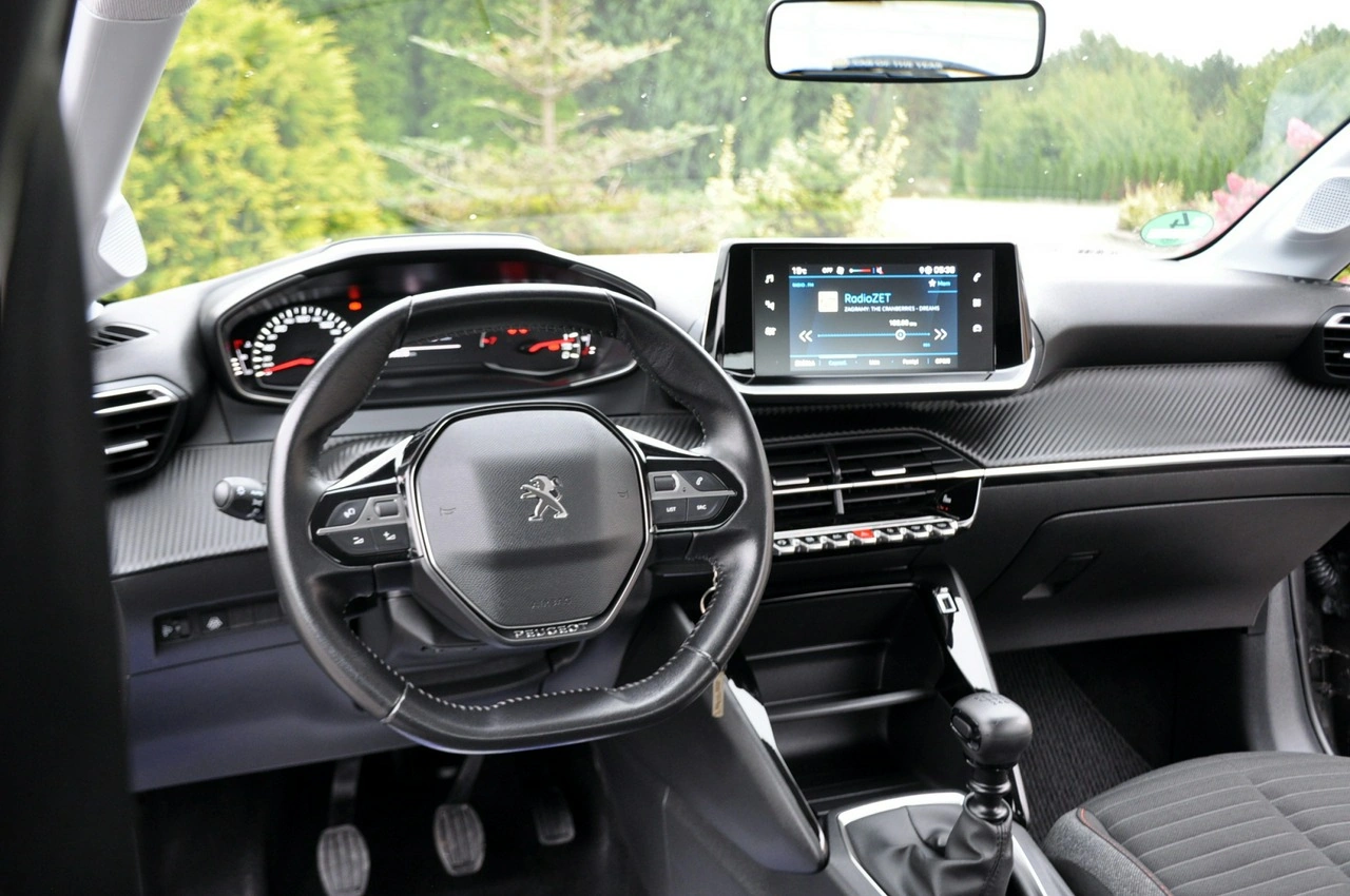 Peugeot 208 - Zdjęcie 28