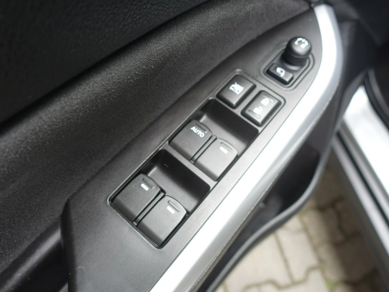 Suzuki Vitara - Zdjęcie 28