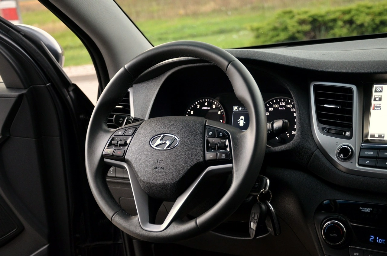 Hyundai Tucson - Zdjęcie 18