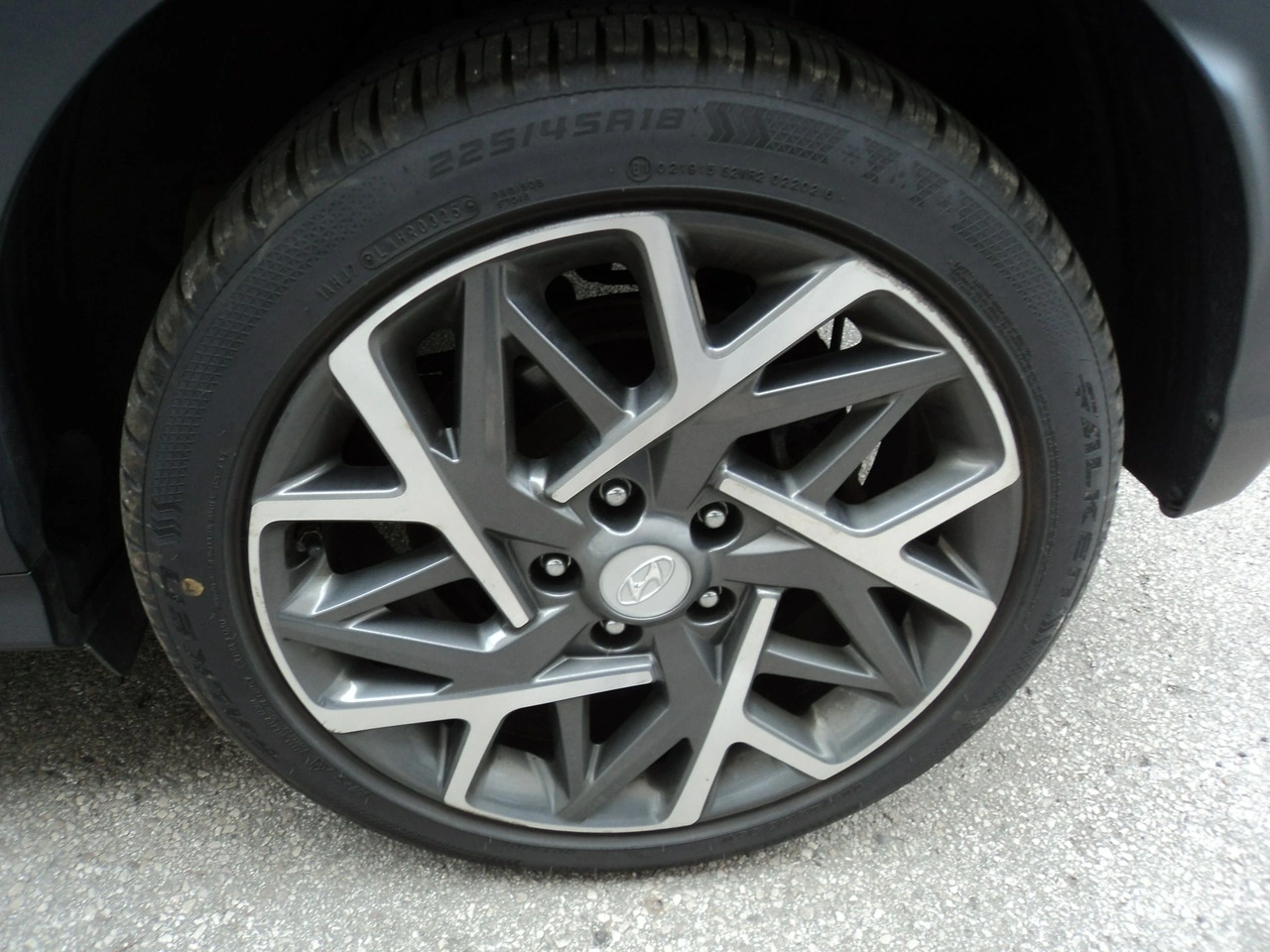 Hyundai Kona - Zdjęcie 16