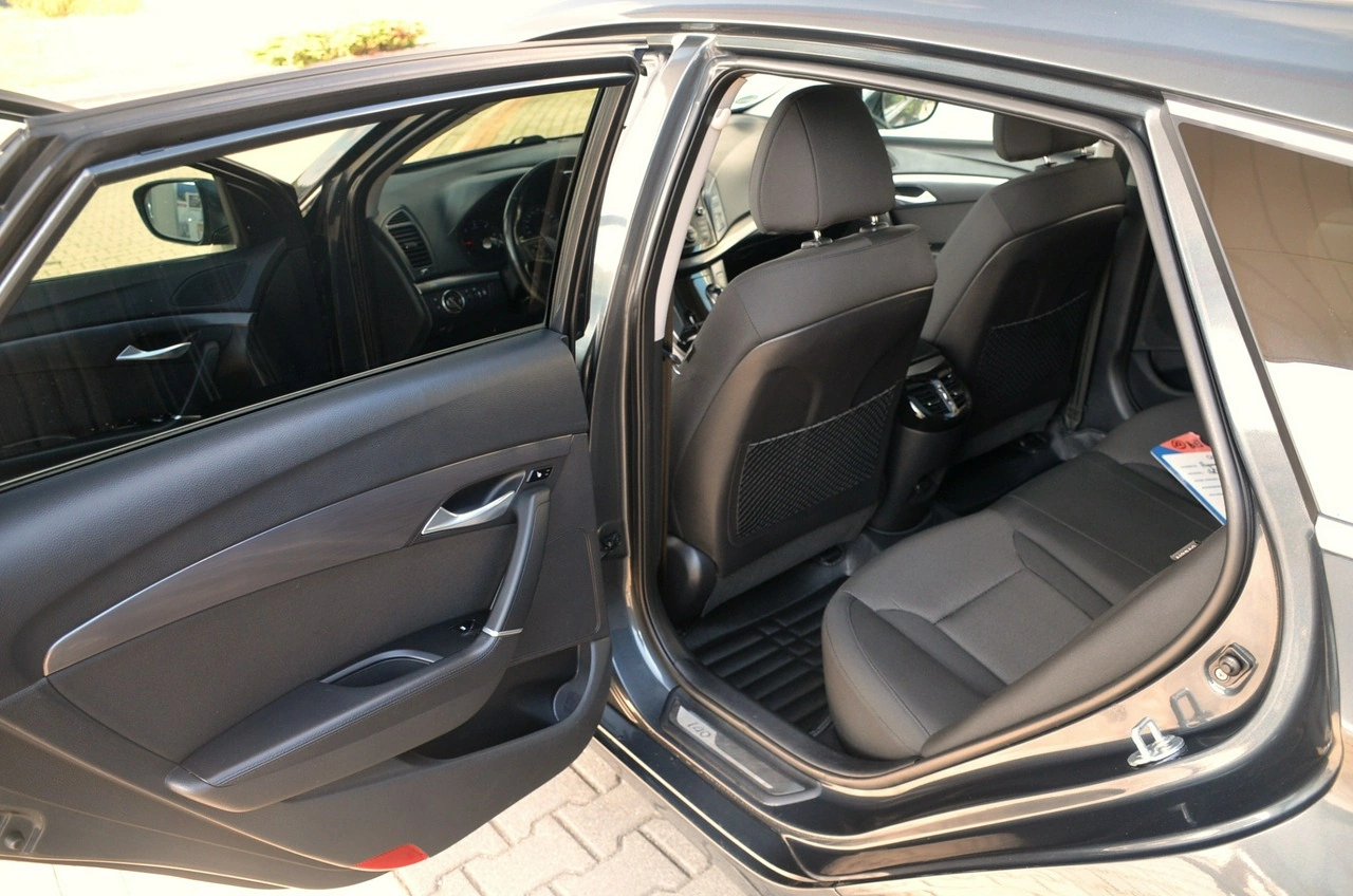 Hyundai i40 - Zdjęcie 16