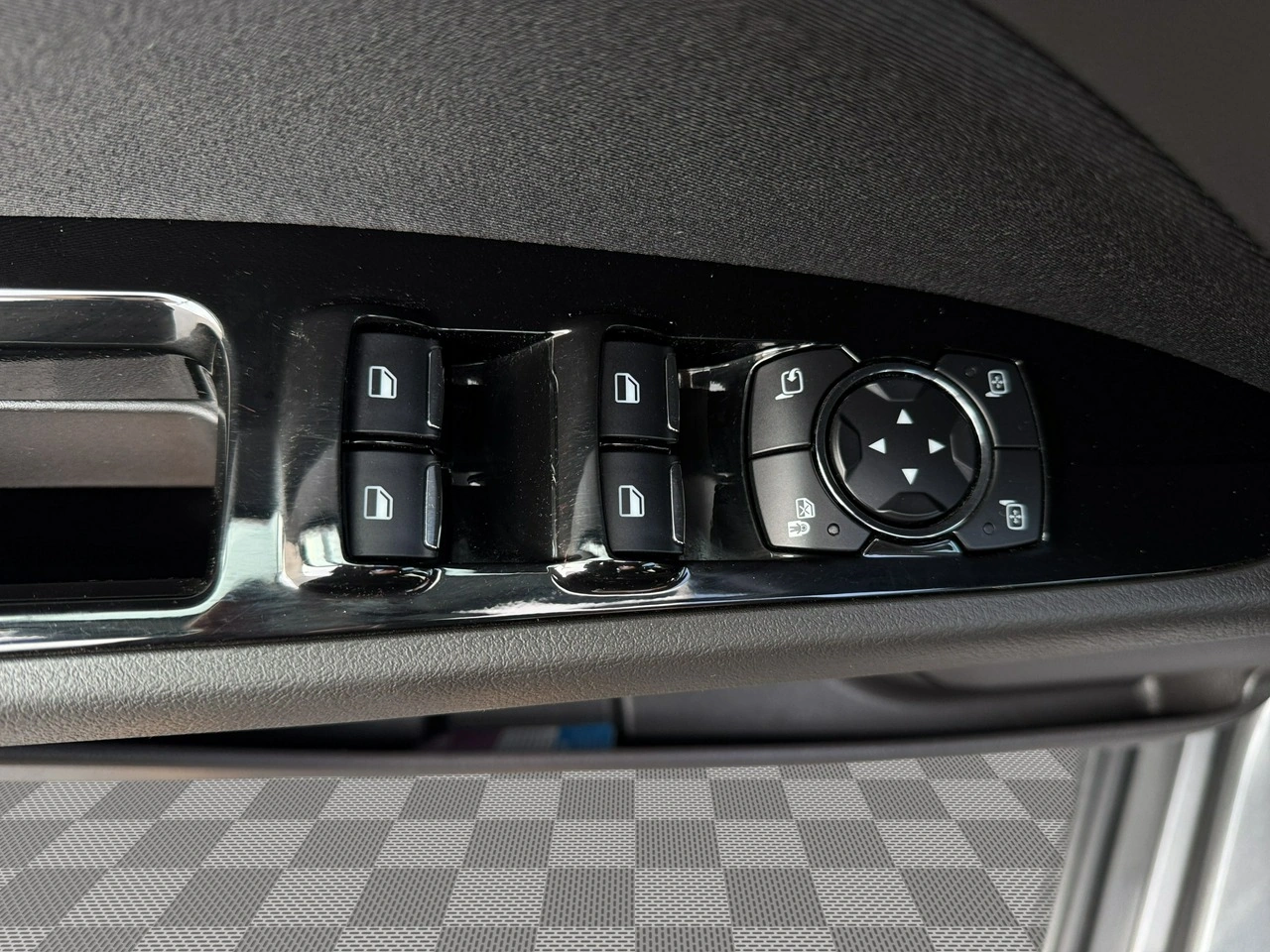 Ford Mondeo - Zdjęcie 10