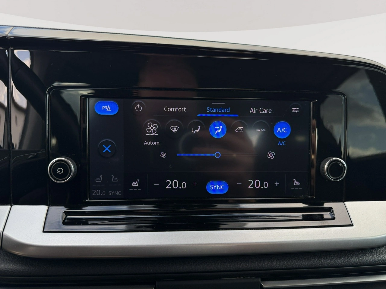 Ford Tourneo Connect - Zdjęcie 18