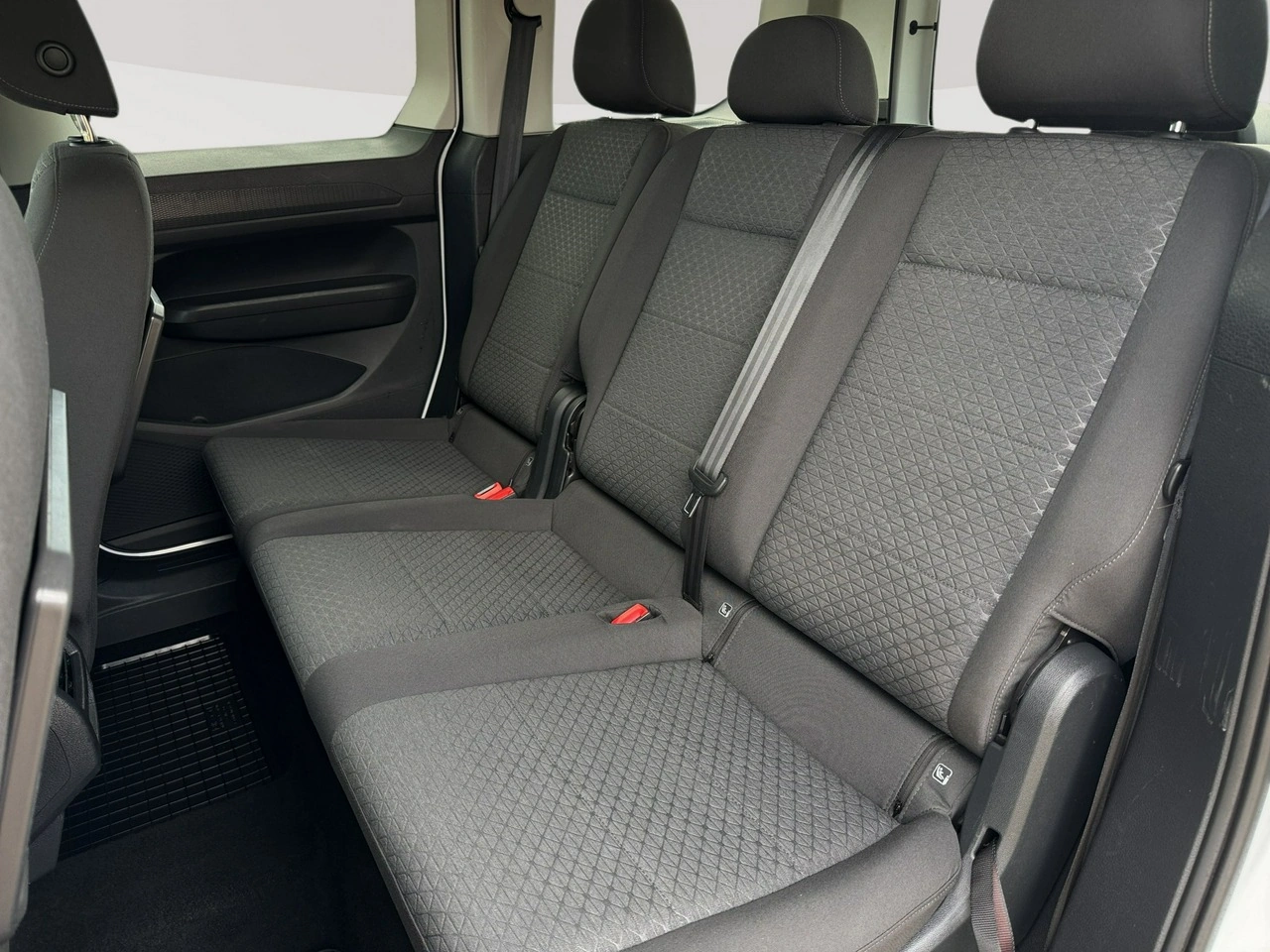 Ford Tourneo Connect - Zdjęcie 23