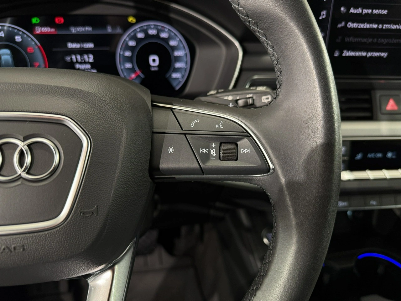 Audi A4 - Zdjęcie 14