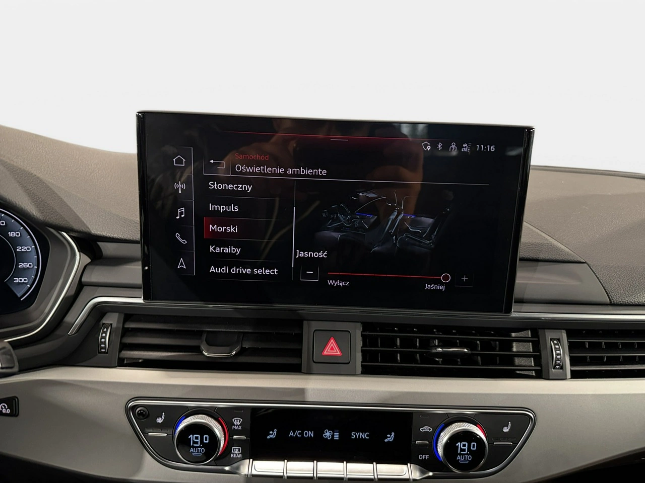Audi A4 - Zdjęcie 25