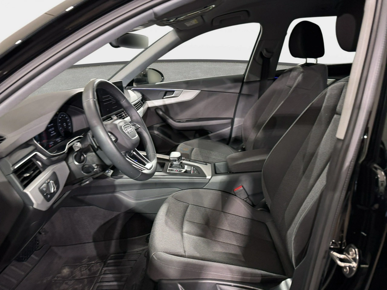 Audi A4 - Zdjęcie 32
