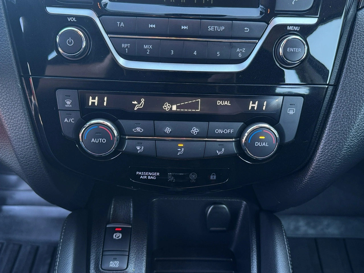 Nissan Qashqai - Zdjęcie 17