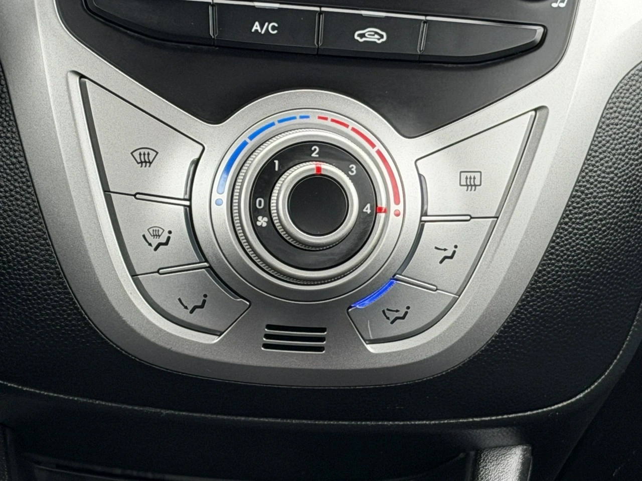 Hyundai ix20 - Zdjęcie 26