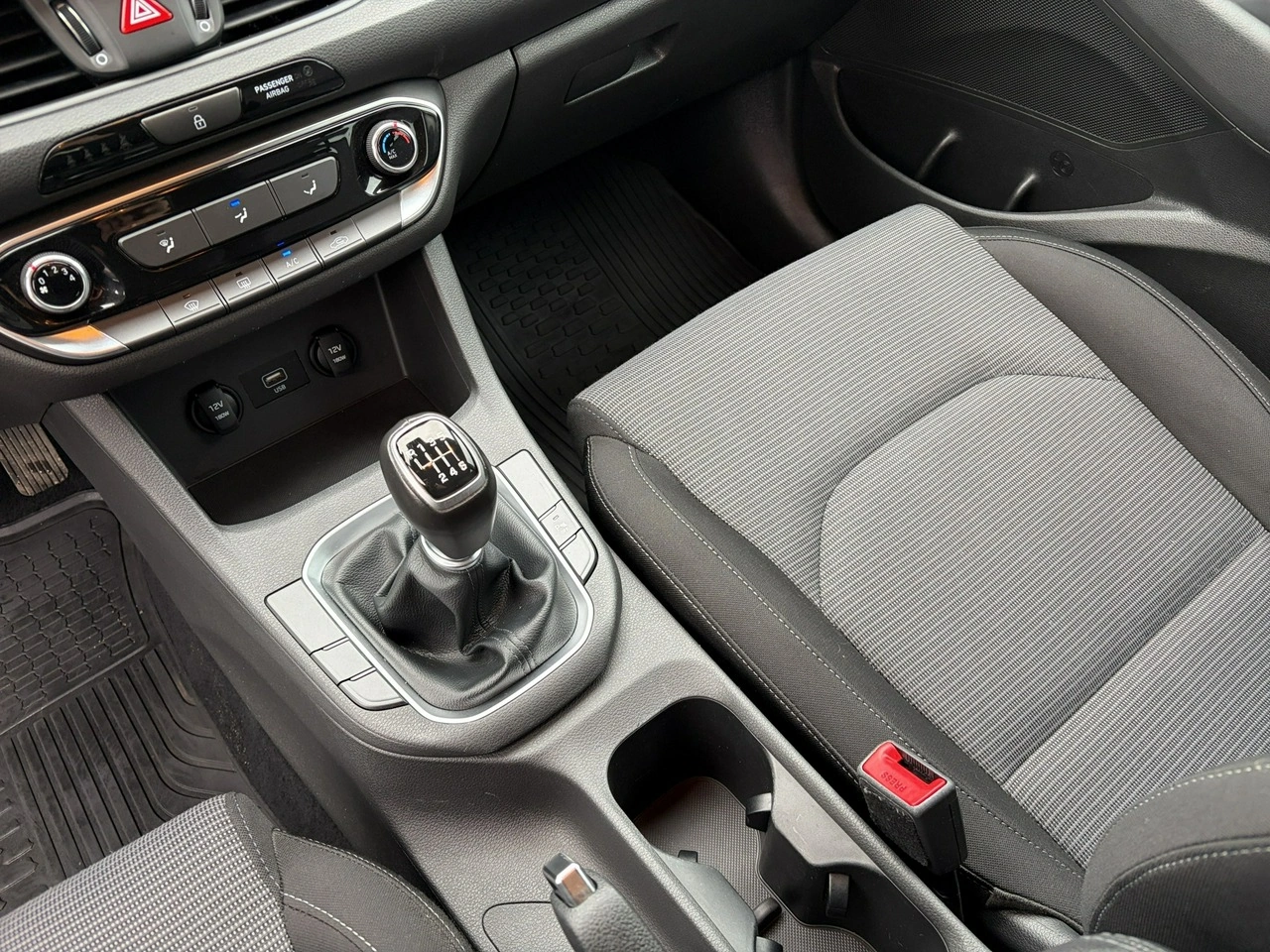 Hyundai i30 - Zdjęcie 17