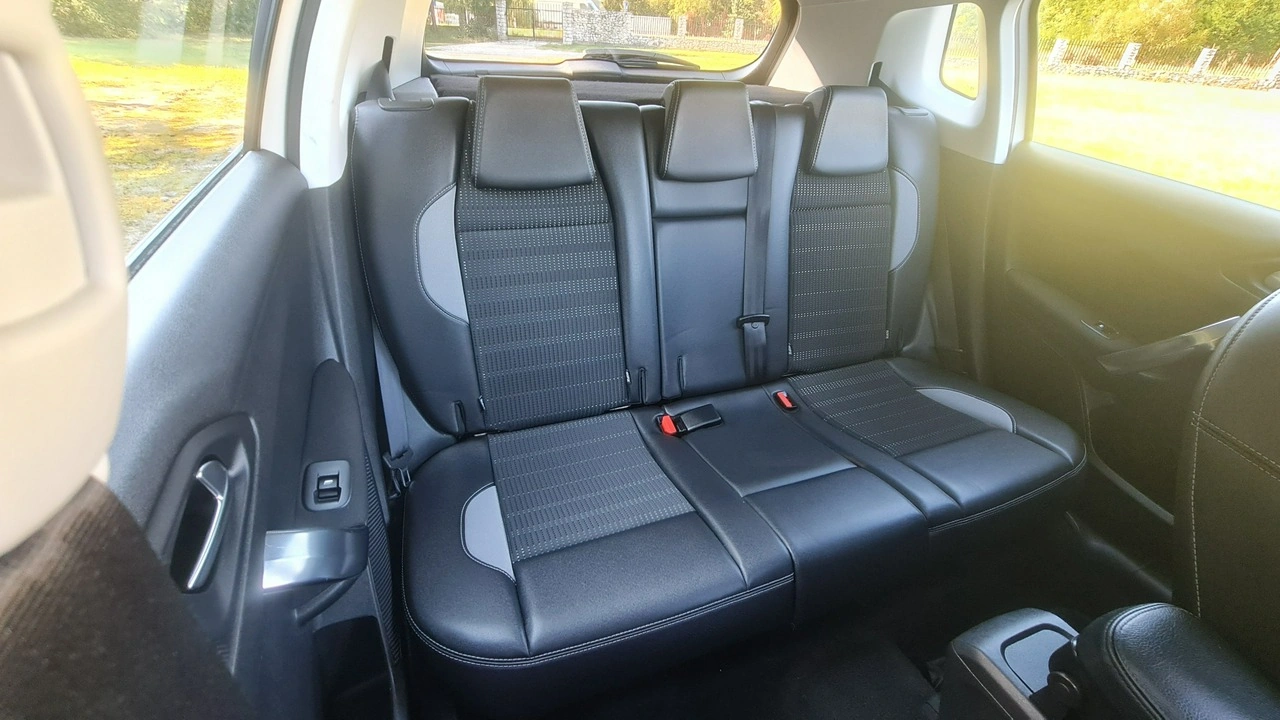 Peugeot 2008 - Zdjęcie 8