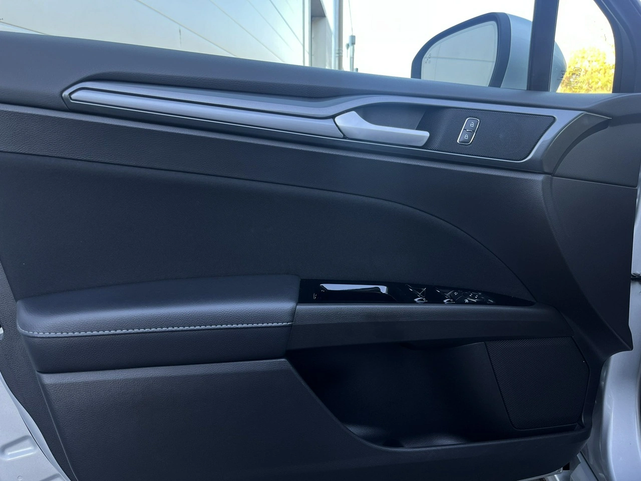Ford Mondeo - Zdjęcie 16