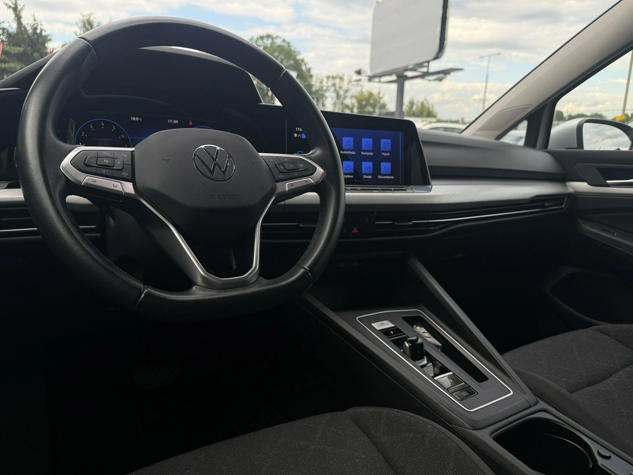 Volkswagen Golf - Zdjęcie 13