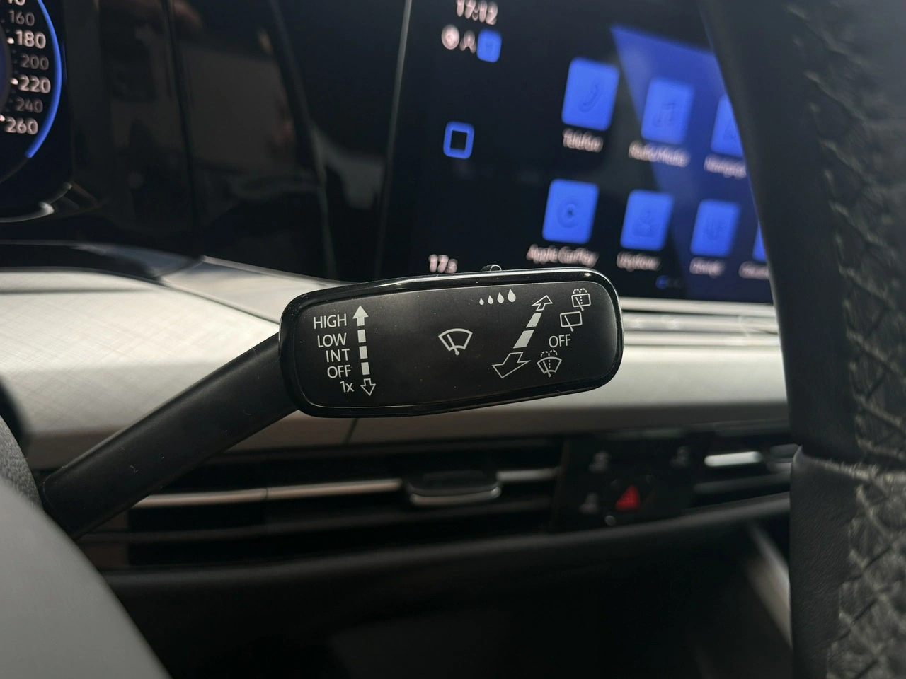 Volkswagen Golf - Zdjęcie 18