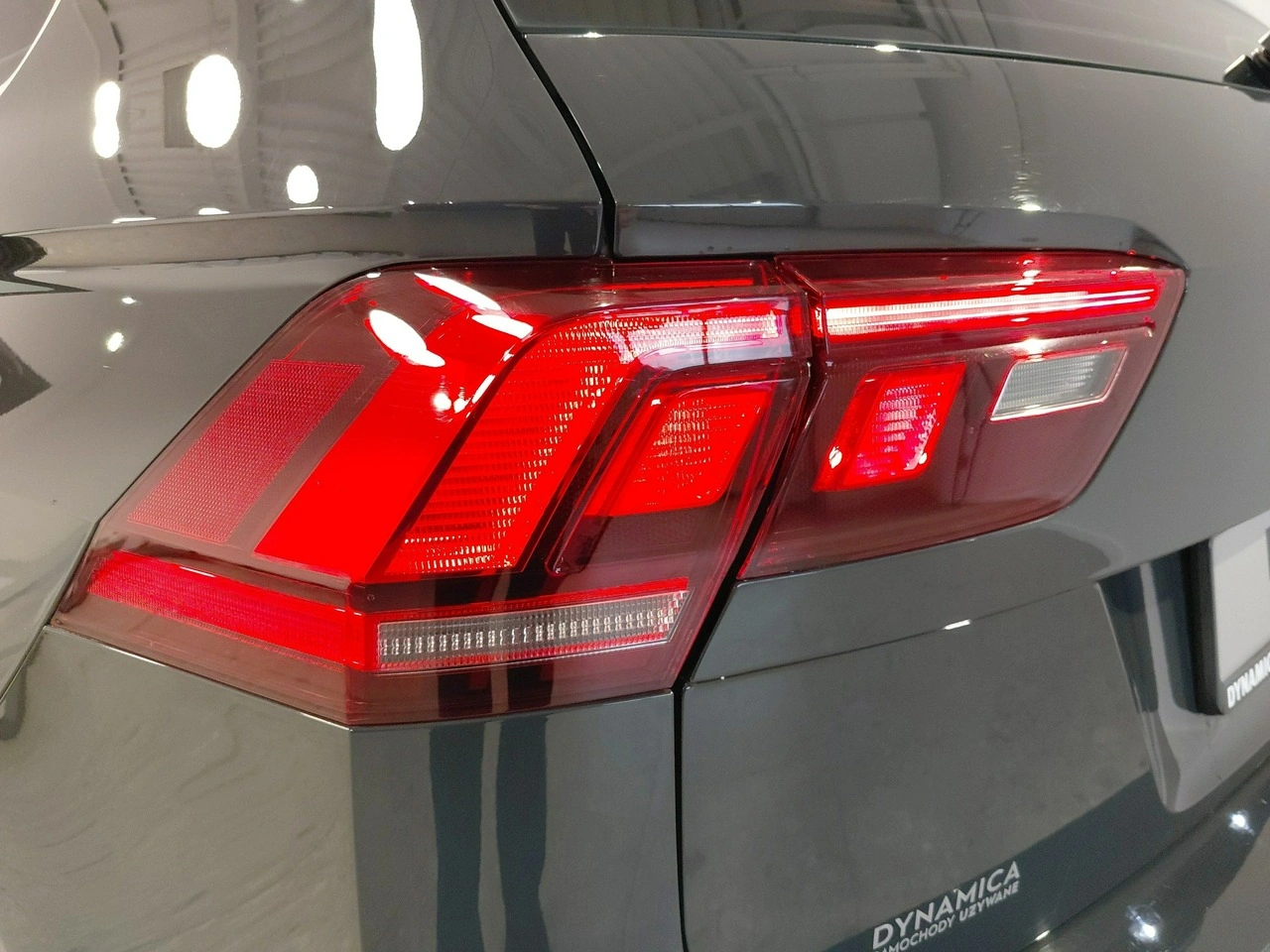 Volkswagen Tiguan - Zdjęcie 10