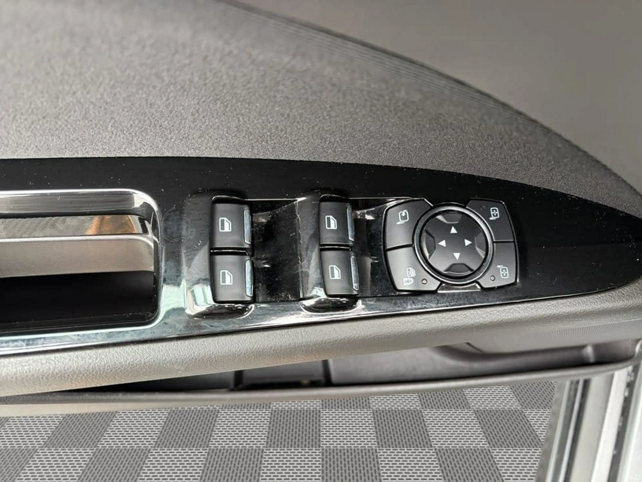 Ford Mondeo - Zdjęcie 10