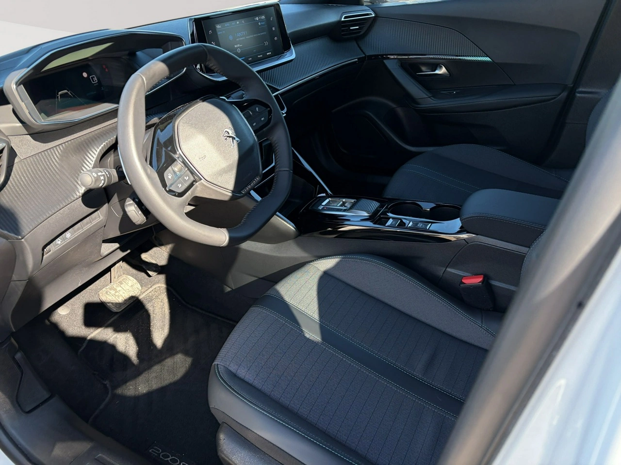 Peugeot 2008 - Zdjęcie 6