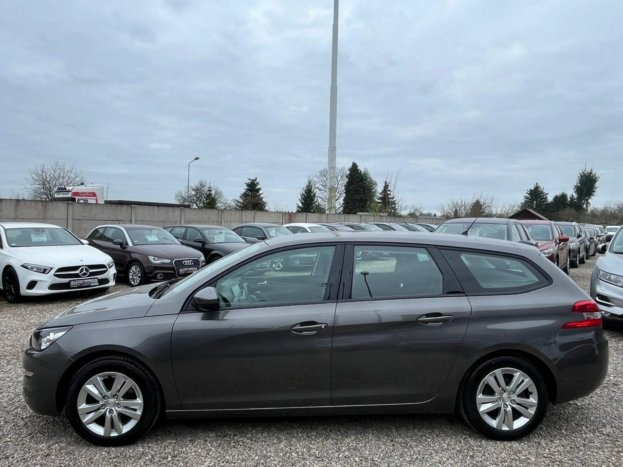 Peugeot 308 SW - Zdjęcie 11