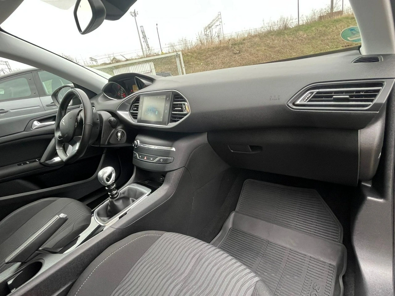 Peugeot 308 SW - Zdjęcie 23