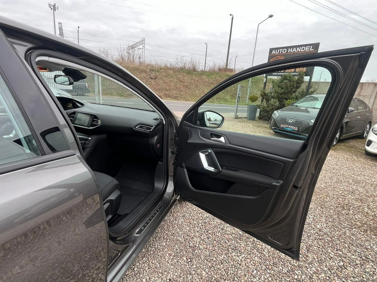 Peugeot 308 SW - Zdjęcie 31