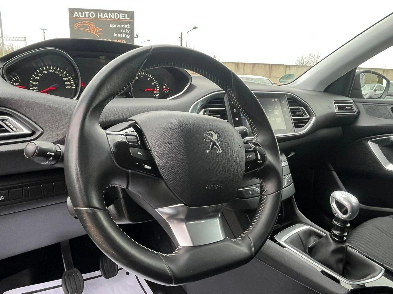 Peugeot 308 SW - Zdjęcie 35